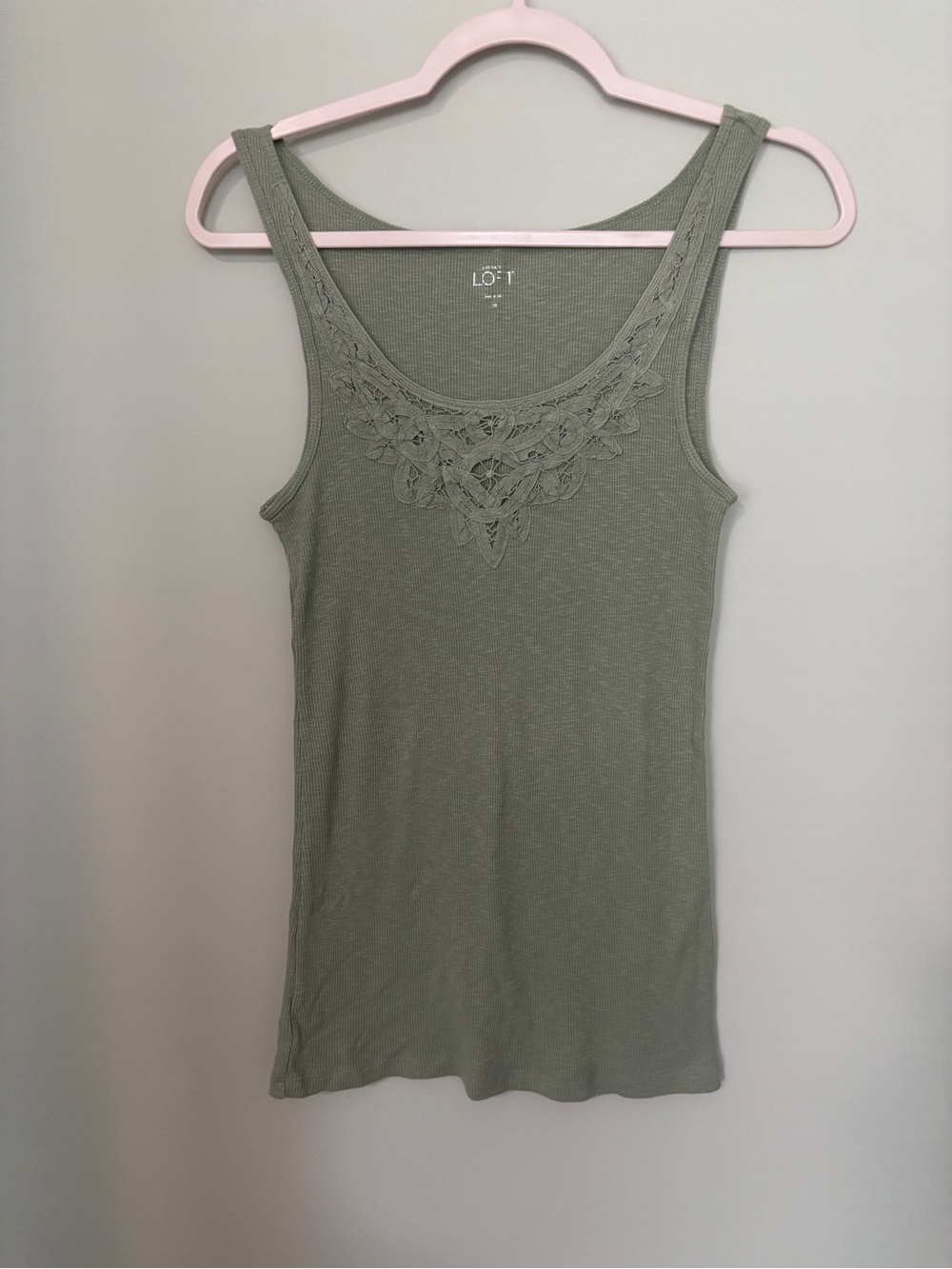 LOFT Olive Green Lace-Trim Tank Top - Size M - PTP 15”-17” Length 28”